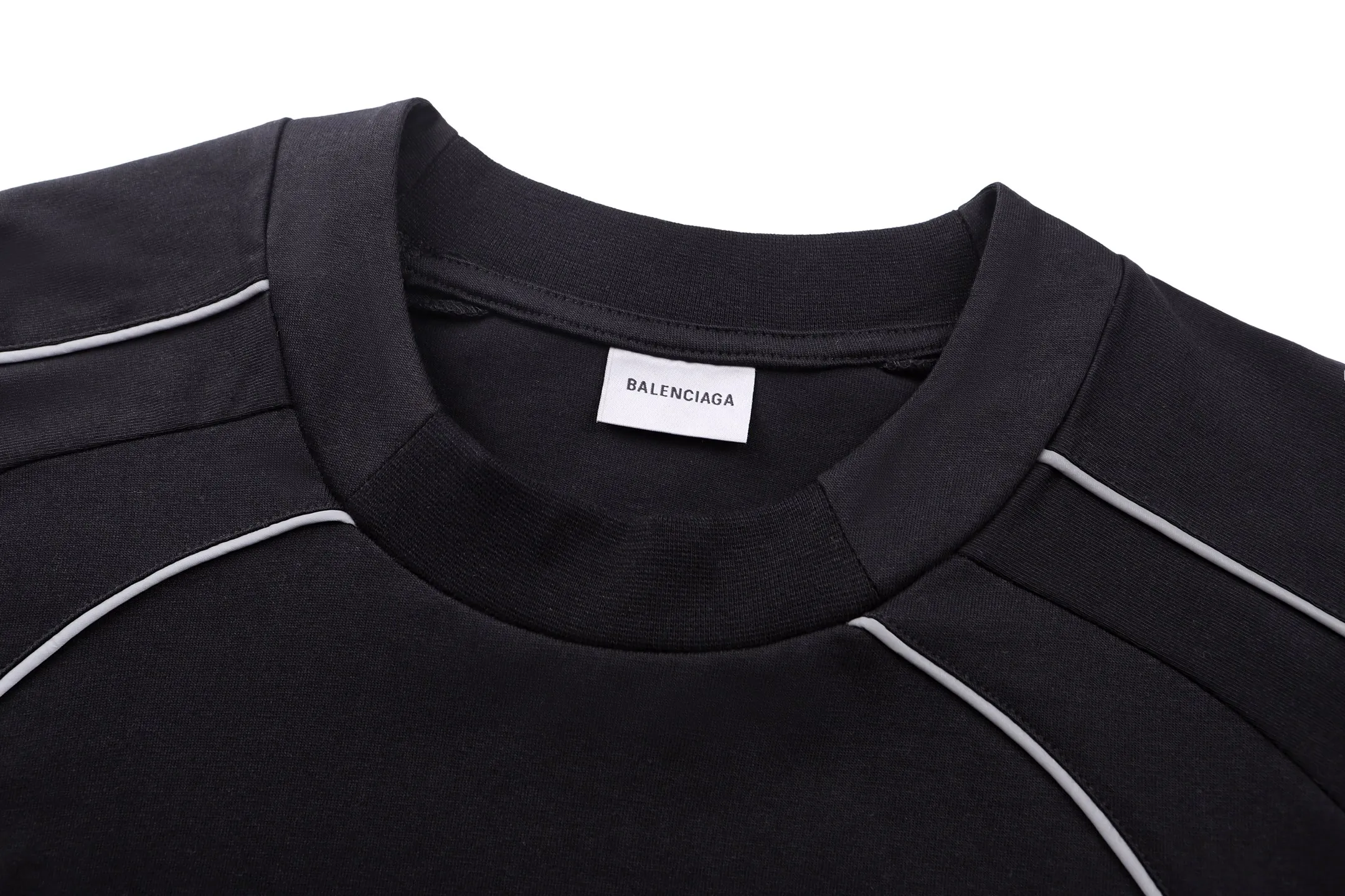 BALENCIAGA 26FW SOCCER T ●Authentic 8300 ●16 ● ● ● ● ● 1：1 ● 1：1 ● ●Size：XS S M L ● ：2137/2B#00